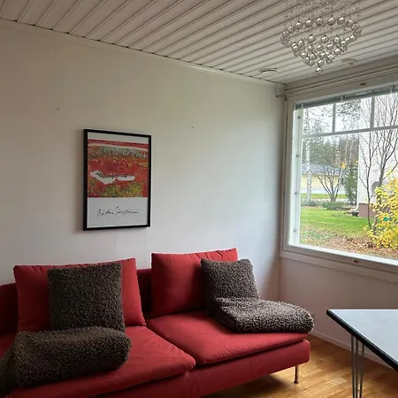 Feriehus Modern Lakeside Near Center *